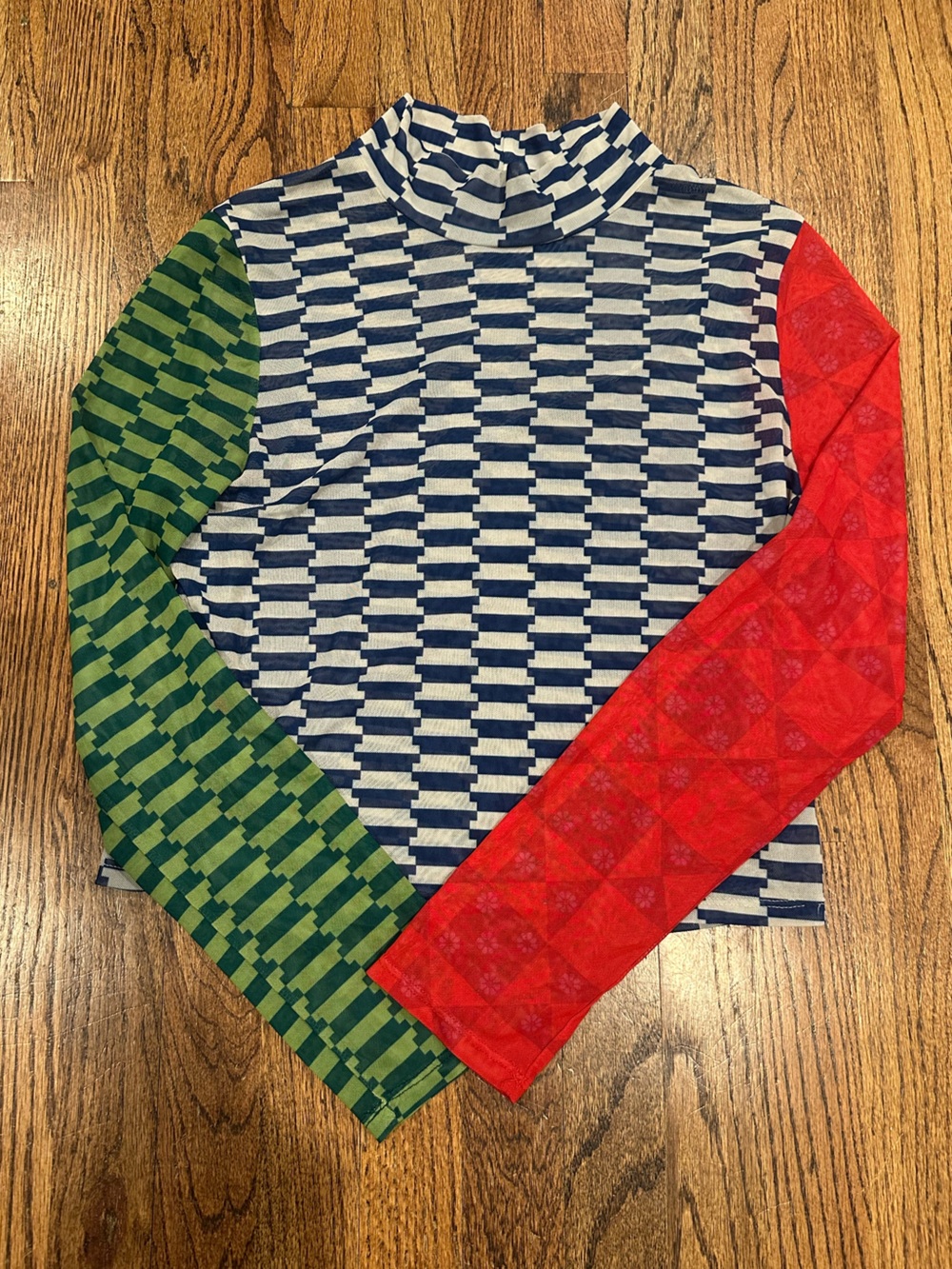 Lisa Says Gah Sheer Layering Cropped Turtleneck in Multicolor Geometric - 2X